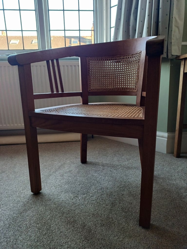 Rattan style, solid chair