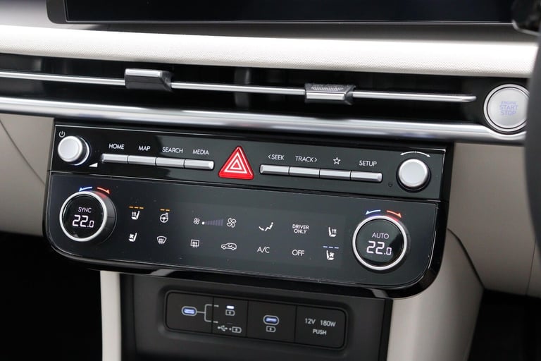 2025 Hyundai TUCSON 1.6T Plug-in Hybrid Ultimate 5dr 4WD Auto ESTATE PETROL/ELECTRIC Automatic