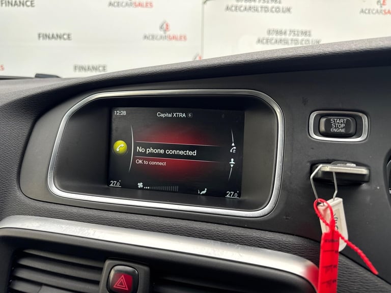 2016 Volvo V40 D3 [4 Cyl 150] Inscription 5dr Geartronic HATCHBACK DIESEL Automatic