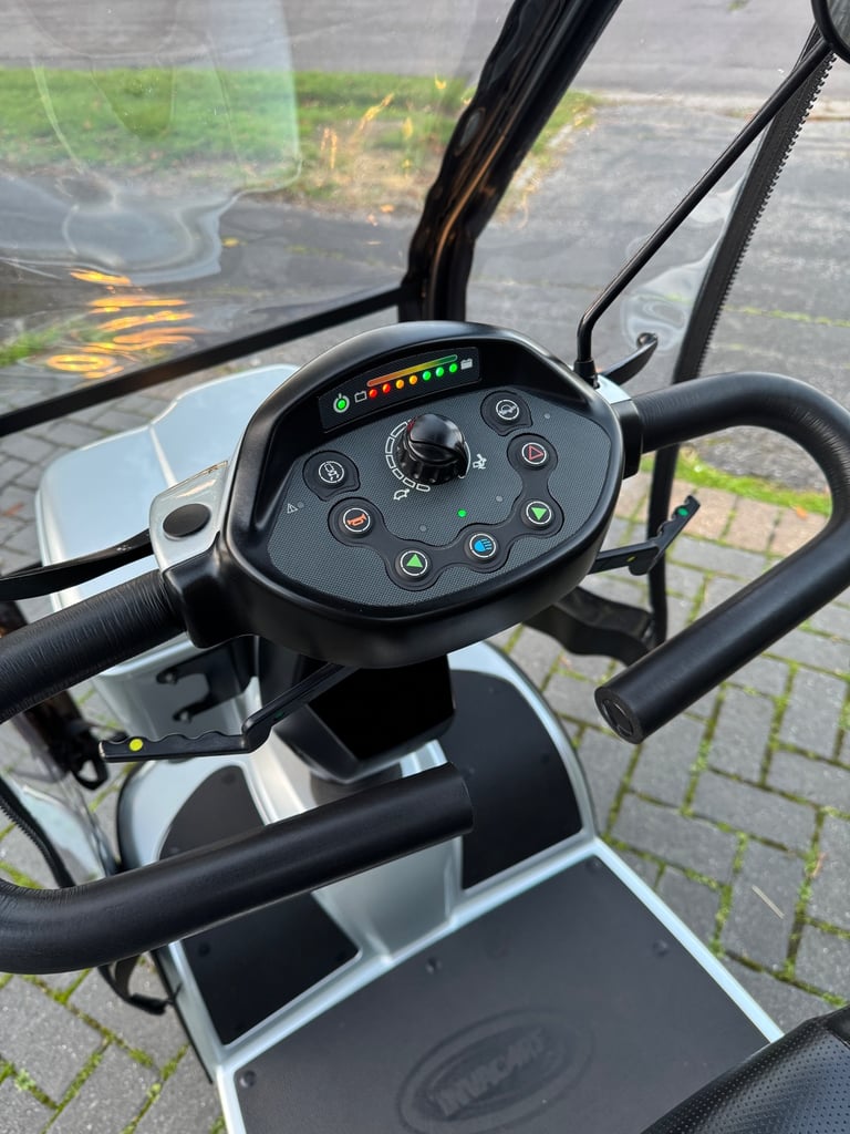 Invacare Comet 8MPH Mobility Scooter With Canopy! Excellent condition 