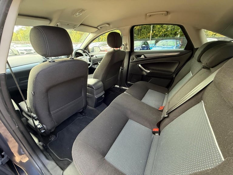 FORD MONDEO 1.6 TDCi ECOnetic Zetec Business Edition Euro 5 (s/s) 5dr 2012