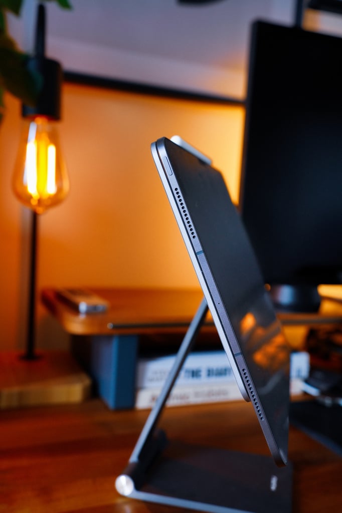 Apple iPad Pro 13 inch Cellular + WiFi in great condition