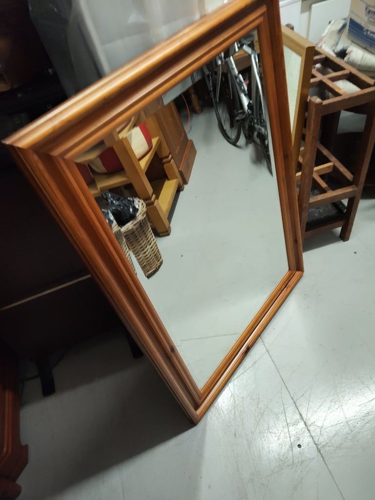 Large pine mirror 