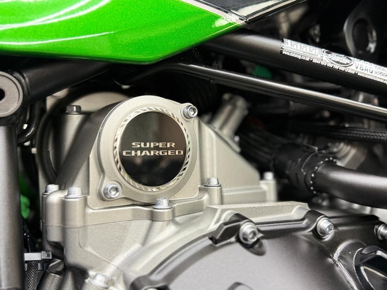 2018 18 Kawasaki Ninja H2 SX SE Euro 4 - 1 Former Keeper - FSH +++Extras