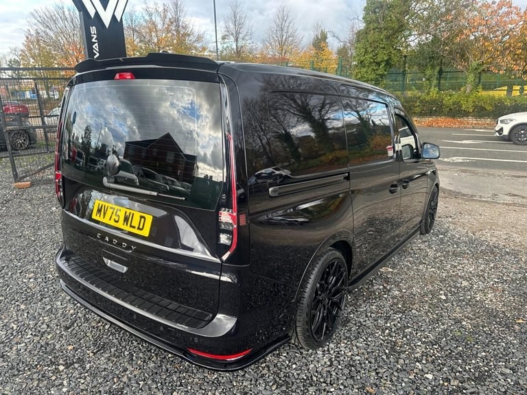 Volkswagen Caddy Maxi Wolfsburg Stealth Edition DSG Commerce Pro Euro 6