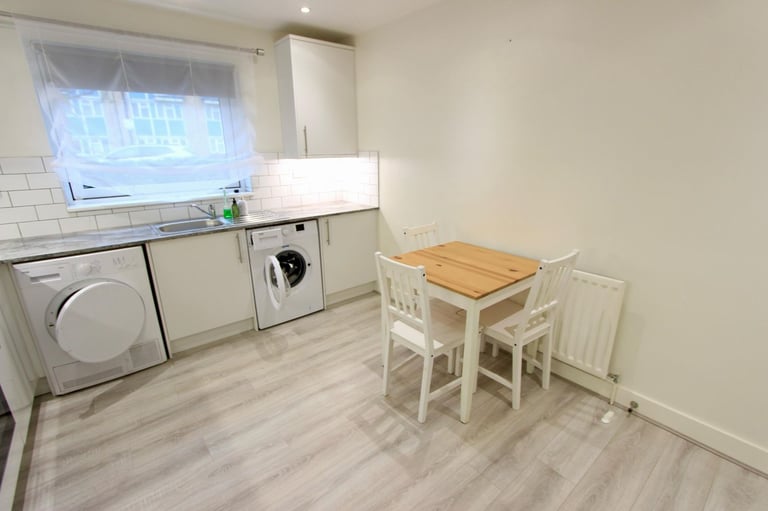 image for N22 BRIGHT & AIRY recently 2 DOUBLE bedroom GROUND FLOOR flat in a NEW DEVELOPMENT