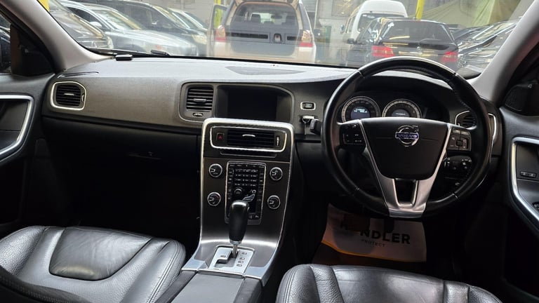  Volvo V60 3.0 T6 SE Lux Geartronic AWD Euro 5  Petrol Automatic