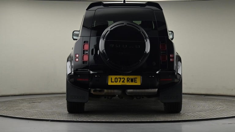 2023 Land Rover Defender 110 3.0 D300 MHEV X-Dynamic HSE SUV 5dr Diesel Auto 4WD Euro 6 (s/s) (30...