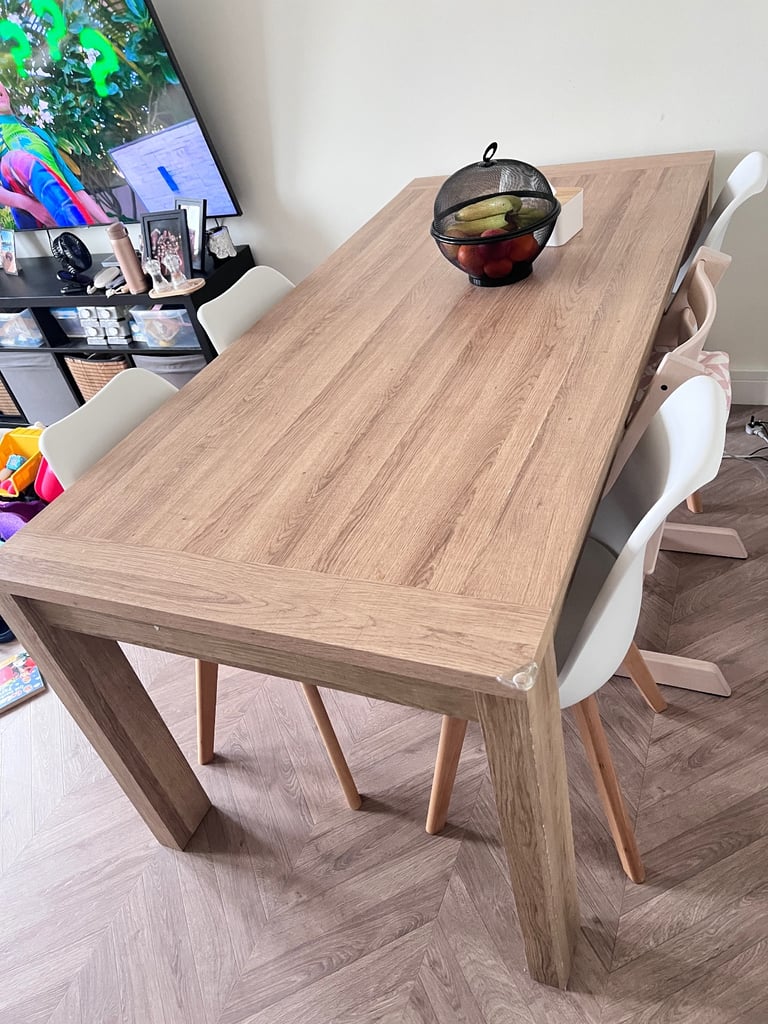 Marks & Spencer Wooden Dining Table £100 – Delivery Included
