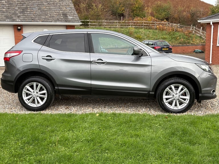 2014 Nissan Qashqai 1.5 dCi Acenta Premium 5dr HATCHBACK Diesel Manual