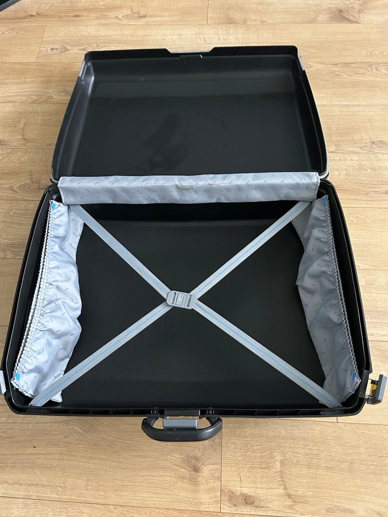 image for Samsonite hard shell suitcases 