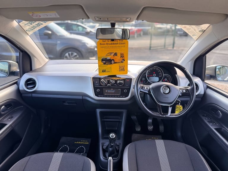 2017 Volkswagen up! 1.0 90PS High Up 3dr HATCHBACK Petrol Manual