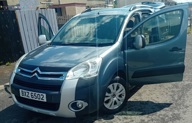 Citroen, BERLINGO MULTISPACE, MPV, 2011, Manual, 1560 (cc), 5 doors 8 MONTH'S MOT CERTIFICATE 💥