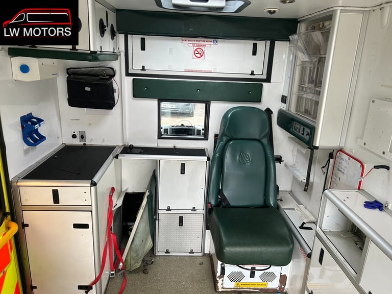 MERCEDES BENZ SPRINTER 519 CDI DIRECT EX AMBULANCE SERIVICS 2017 17 REG EURO 6