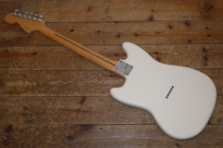 2017 Fender Mustang Player guitar