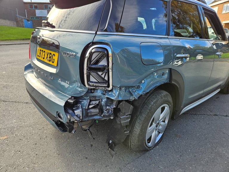 2023 MINI COUNTRYMAN 1.5 Cooper Classic Auto Comfort/Nav+ Pack Damaged Salvage