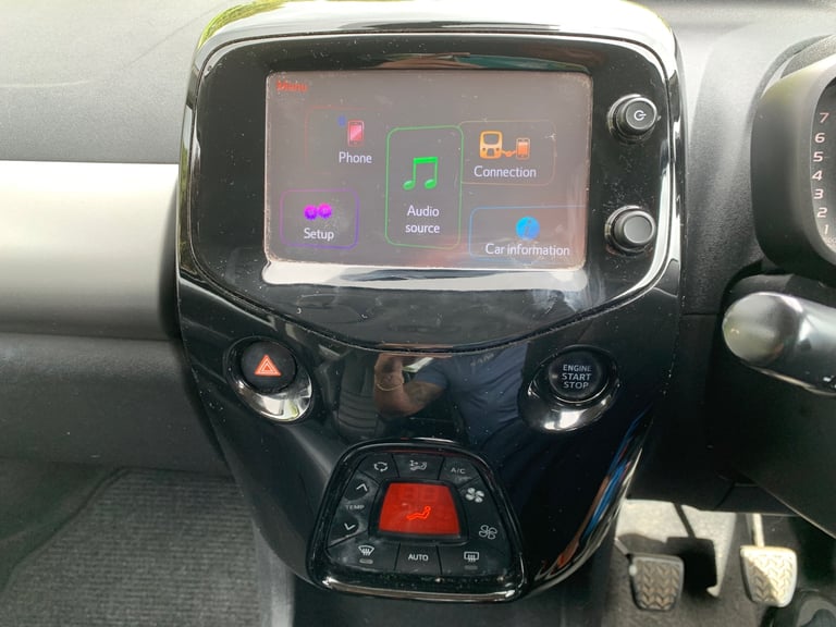 2015 Peugeot 108 1.2 VTi Feline 3dr HATCHBACK Petrol Manual