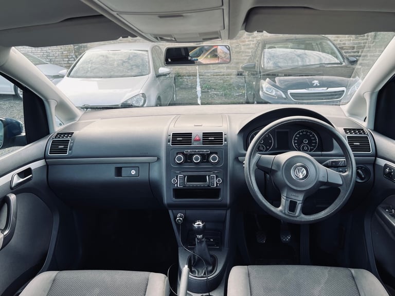 2011 Volkswagen Touran 1.6 TDI 105 S 5dr MPV Diesel Manual