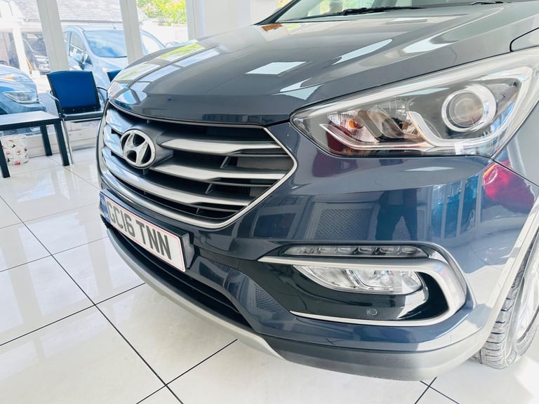 2016 Hyundai Santa Fe 2.2 CRDi Blue Drive Premium Auto 4WD Euro 6 (s/s) 5dr (7 Seat) ESTATE Diese...