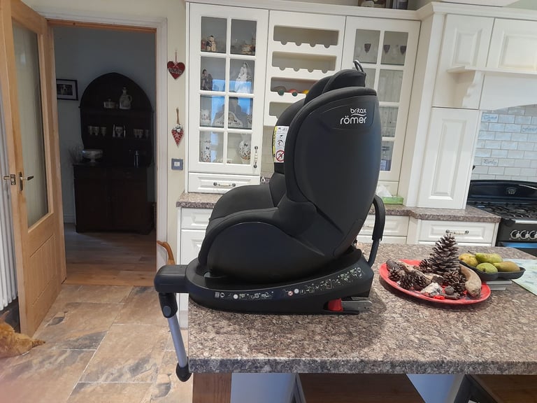 Britax dualfix R isofix child car seat