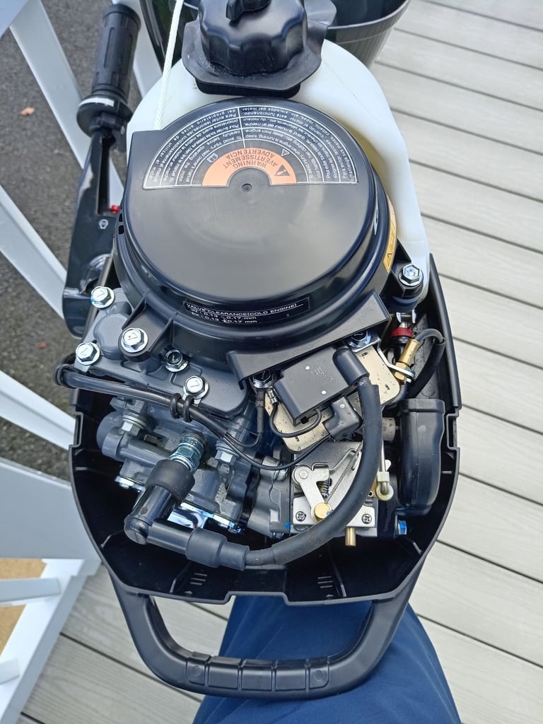 Suzuki DF 2.5 four stroke long shaft 