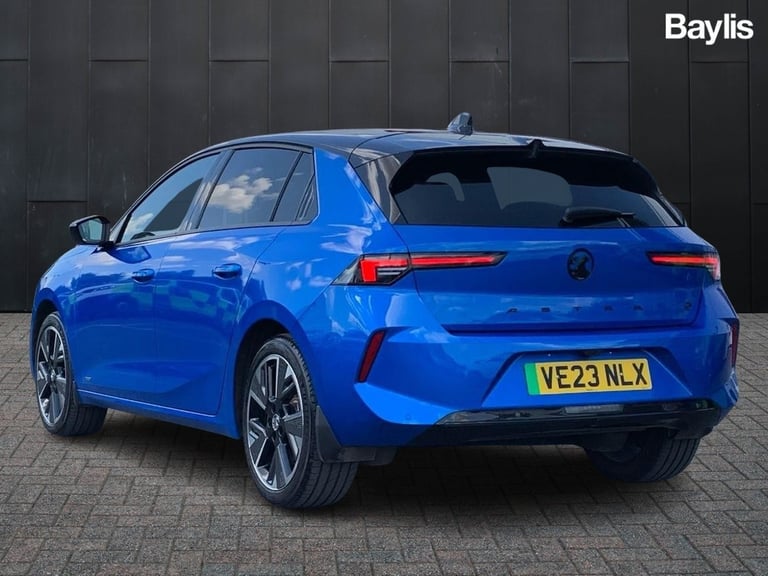 2023 Vauxhall Astra 115kW Ultimate 54kWh 5dr Auto Hatchback Electric Automatic