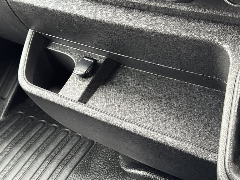 2023 Renault Master dCi 145ps ENERGY Business FWD LWB 4.85M with Air Con, Safe, Secure Keycard  L...