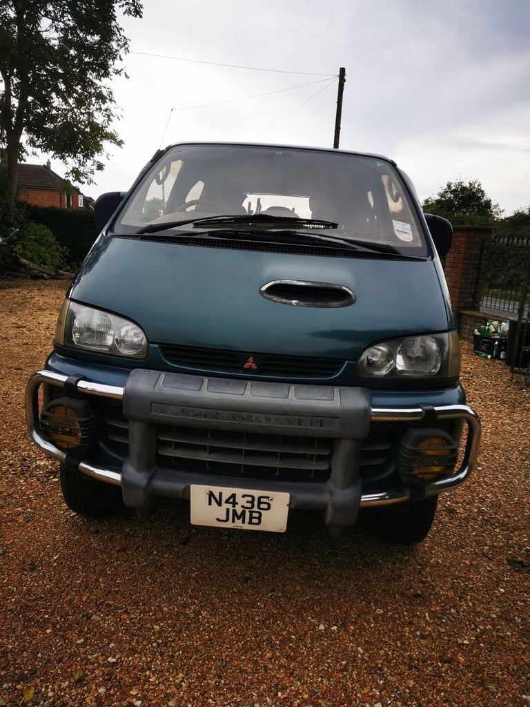 Mitsubishi Delica Space Gear, 1995, 2.8 diesel
