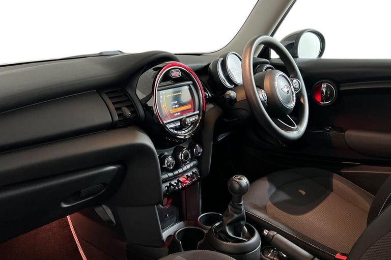 2019 19 MINI HATCH 1.5 ONE CLASSIC HATCHBACK 3DR PETROL MANUAL EURO 6 (S/S) (102