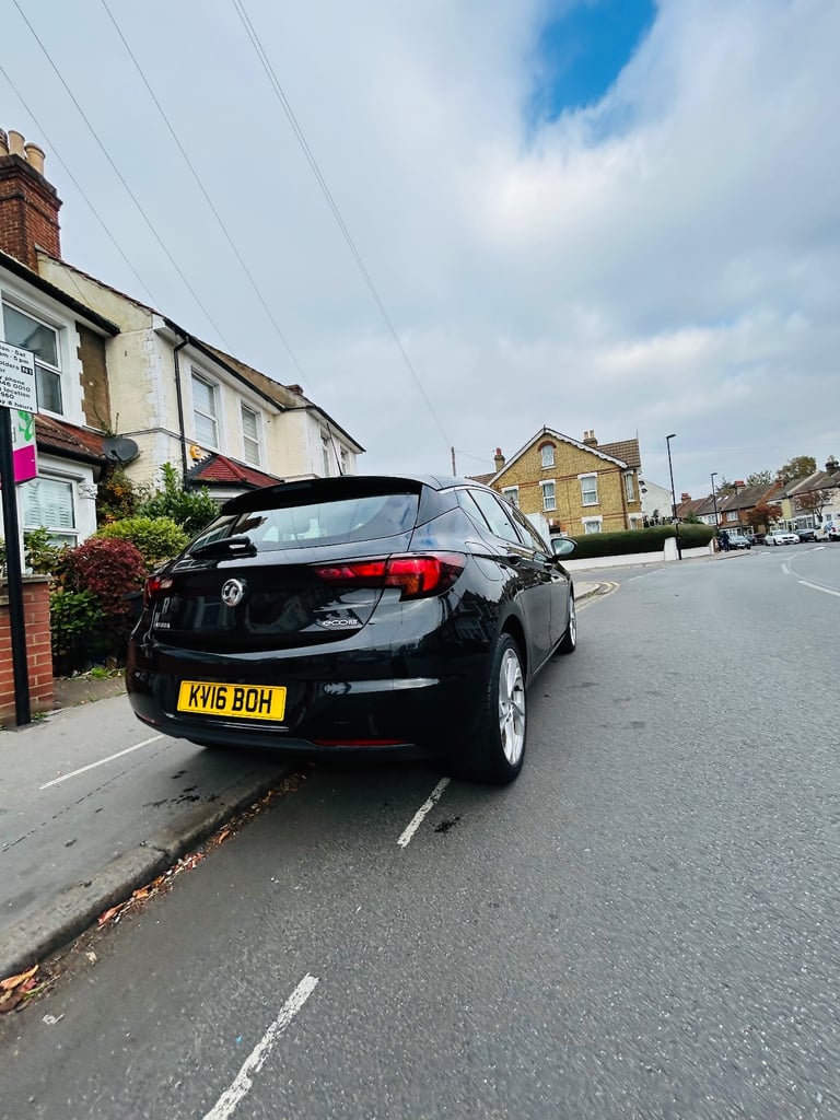 Vauxhall, ASTRA, Hatchback, 2016, Manual, 999 (cc), 5 doors