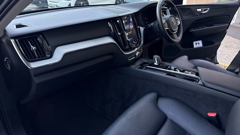 2024 Volvo XC60 Plus, B5 AWD Mild hybrid, Petrol, Dark Estate Petrol Automatic