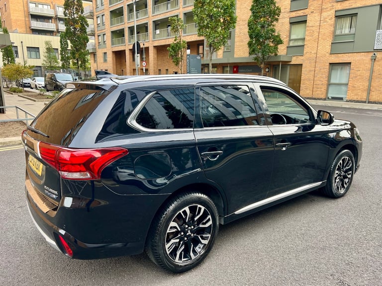 Mitsubishi, OUTLANDER, Estate, 2016, Other, 1998 (cc), 5 doors