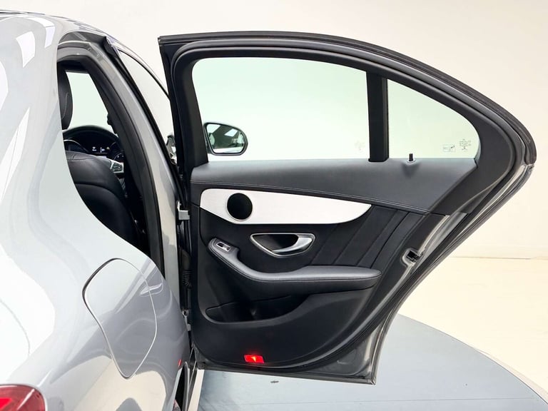 2014 Mercedes-Benz C Class C220 BlueTEC AMG Line Premium 4dr Auto SALOON DIESEL Automatic