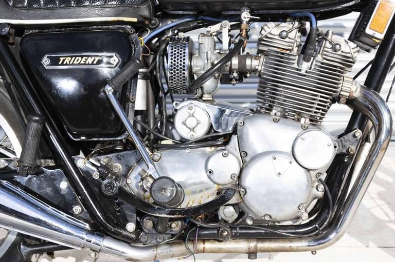 1976 Triumph T160 TRIDENT T160 PETROL Manual