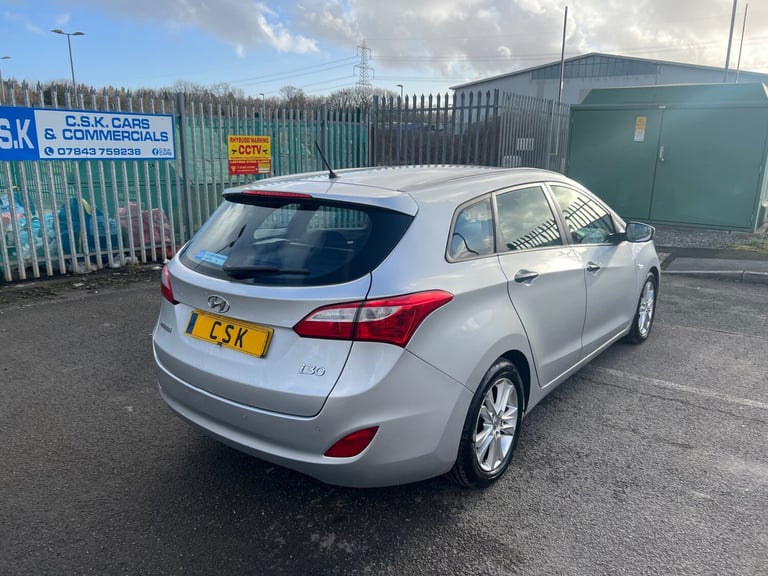 2014 Hyundai i30 1.6 CRDi Blue Drive Classic 5dr Ex Police ESTATE Diesel Manual