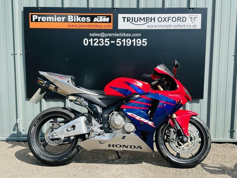 image for Stunning Low Mileage 2004/54 Honda CBR600RR Motorcycle 