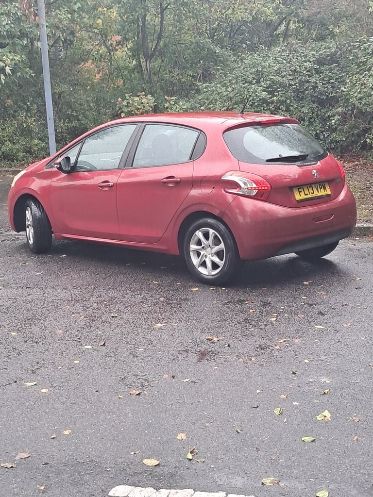 image for Peugeot, 208, Hatchback, 2013, Manual, 1398 (cc), 5 doors