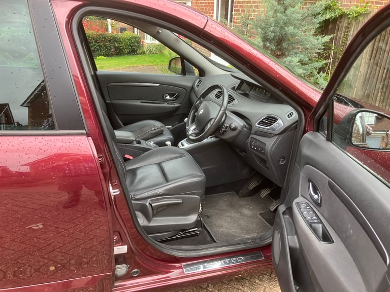 Renault, SCENIC Limited nav 2016, Manual, 1461 (cc), 5 doors panoramic roof