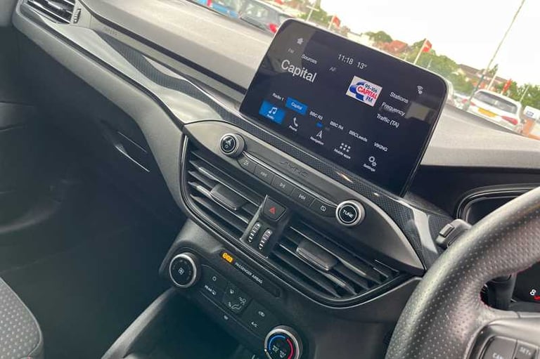 2019 Ford Focus 1.0T EcoBoost ST-Line Hatchback 5dr Petrol Manual Euro 6 (s/s) (125 ps) Hatchback...