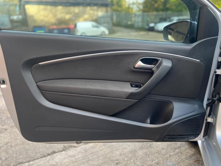 2015 Volkswagen Polo 1.0 BlueMotion Tech SE Euro 6 (s/s) 3dr HATCHBACK Petrol Manual