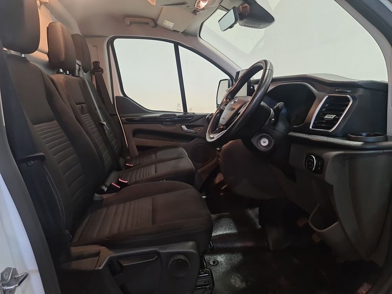FORD TRANSIT CUSTOM 2.0 300 ECOBLUE LIMITED P/V L1 H1 170 BHP SWB DIESEL