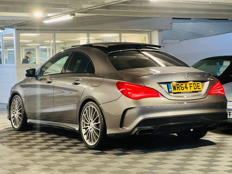 2014 Mercedes-Benz CLA 2.0 CLA45 AMG Speedshift DCT 4MATIC (s/s) 4dr SALOON Petrol Automatic