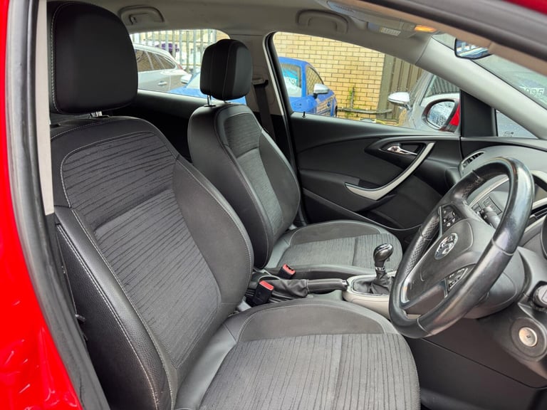 2014 Vauxhall Astra 1.6 16v Excite Euro 5 5dr HATCHBACK Petrol Manual