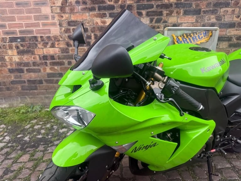 Kawasaki Ninja ZX-10R ZX10R ZX10-R, C1H, 2004, Clean, Akrapovic FSH, delivery,