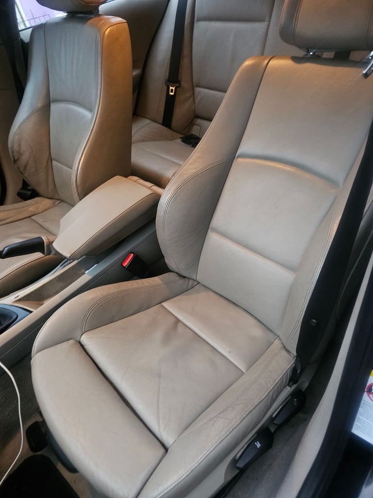 BMW, 1 SERIES, Hatchback, 2005, Manual, 1596 (cc), 5 doors