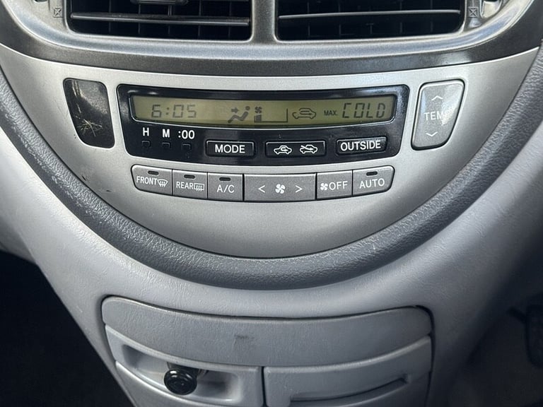 2002 Toyota Previa D-4D GLS MPV Diesel Manual