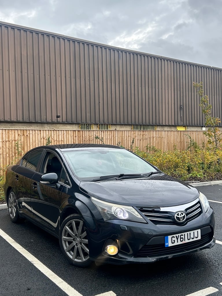 Toyota, AVENSIS, Saloon, 2011, Manual, 2231 (cc), 4 doors