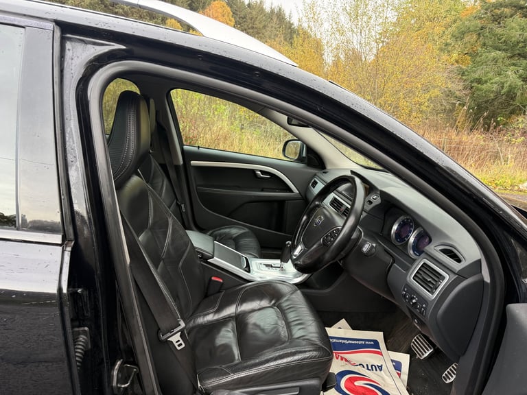 Volvo, V70, Estate, 2012, Semi-Auto, 1984 (cc), 5 doors