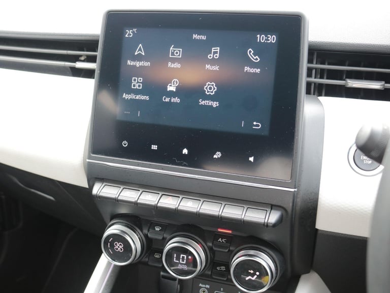 2023 Renault Clio 1.0 TCe Techno Hatchback 5dr Petrol Manual Euro 6 (s/s) (90 ps) HATCHBACK Petro...