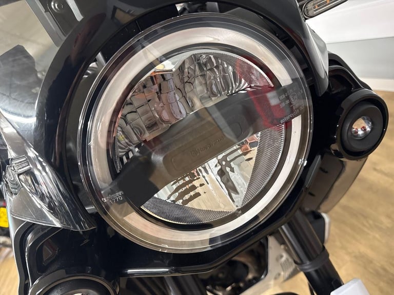 2022 Husqvarna 901 NORDEN 2022 Petrol silver Manual